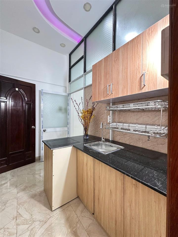 Căn hộ 1pn tách bếp mới tinh ngay đường tôn thất thuyết q4 chỉ 5tr5.  0378 869 ***