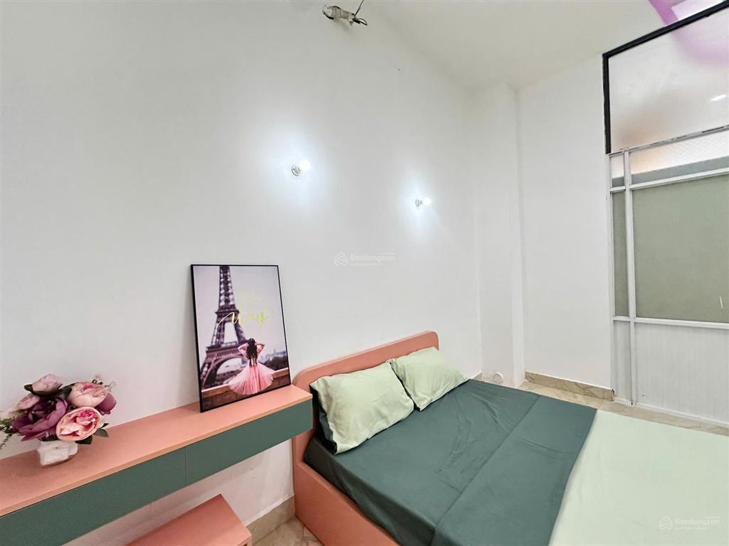 Căn hộ 1pn tách bếp mới tinh ngay đường tôn thất thuyết q4 chỉ 5tr5.  0378 869 ***