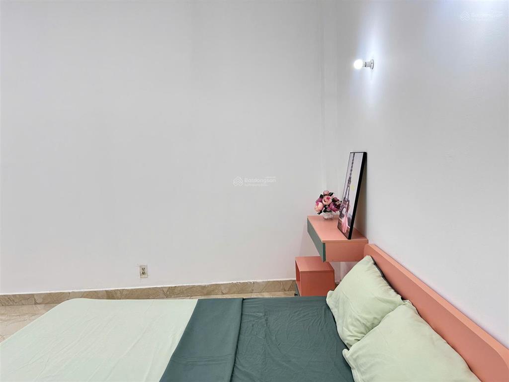 Căn hộ 1pn tách bếp mới tinh ngay đường tôn thất thuyết q4 chỉ 5tr5.  0378 869 ***