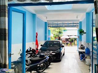 Bán gấp nhà trệt lầu 120m2, sân xe 7 chỗ nhựa vỉa hè, khu dân cư đông an