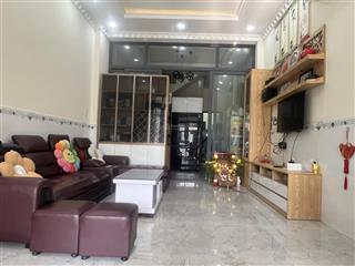 Bán gấp nhà 3 lầu hoàn công gần ngay trung tâm y tế dĩ an