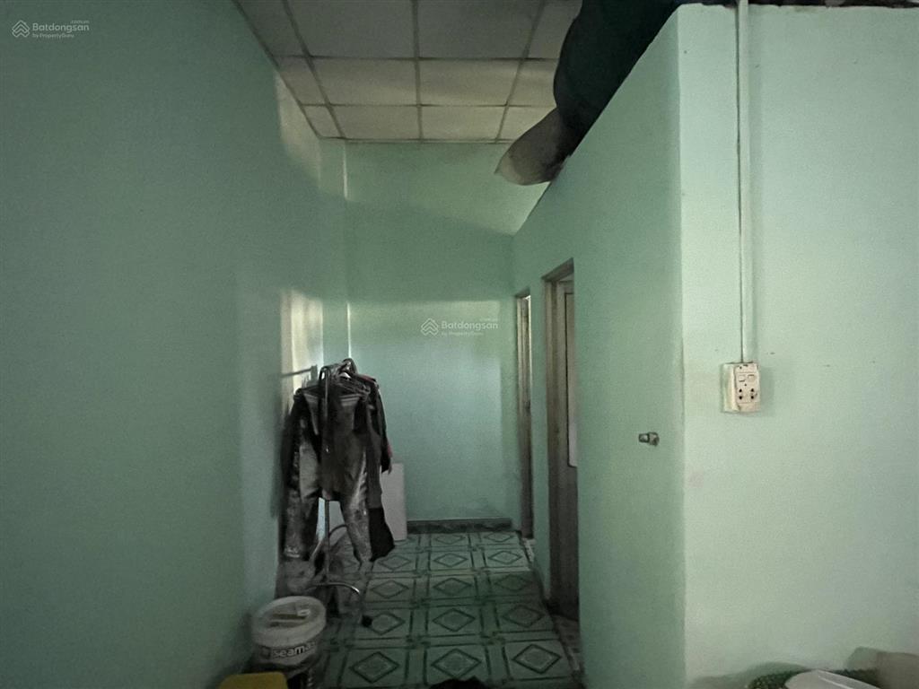 Cho thuê nhà cấp 4 sân xe hơi phường bình an dĩ an