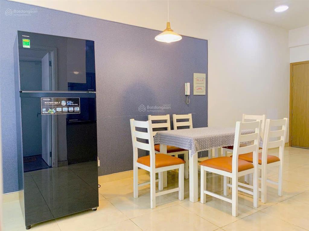 Cho thuê 2pn, view sông, gần full đồ, chung cư luxgarden q7