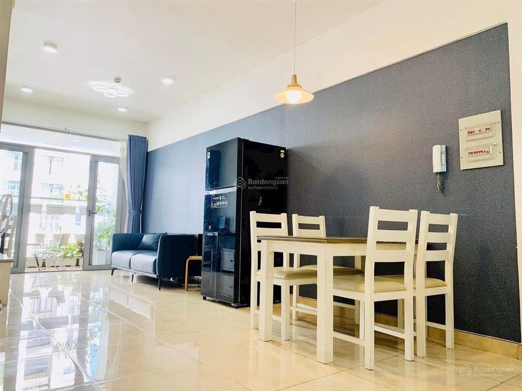 Cho thuê 2pn, view sông, gần full đồ, chung cư luxgarden q7