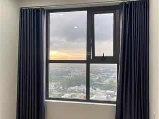 Bán căn 2pn, bcons plaza, 51m2, sổ hồng sẵn.  0978 272 ***  trang