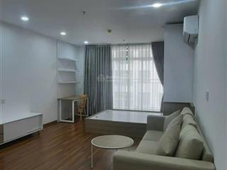 Cho thuê studio, the east gate, có nội thất.  0978 272 *** (zalo)