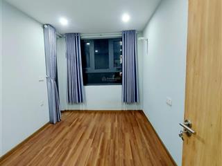 Cho thuê căn góc 2pn, chung cư the east gate, nhà trống, có rèm 0978 272 *** (zalo)