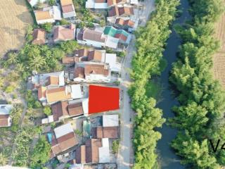 Hàng ngộp đầu tư. lô đất 3 mặt tiền view sông tu bông, vạn ninh pk8. giá 2tỷ150tr 207m2. đường 7m