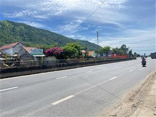Đất ql1a cạnh kđt cổ mãkkt vân phong. giá chỉ 2tỷ 500 gần 500m2. giá quá rẻ để đầu tư lâu dài.