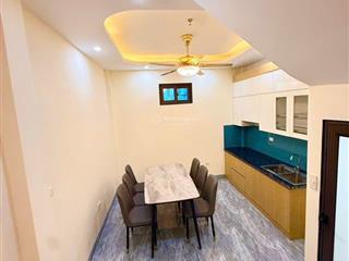 Chính chủ bán nhà riêng xây độc lập, s41m2 x 5 tầng, gần trường đại nam, chợ, ô tô cách 50m.