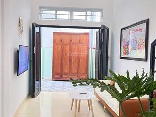 Bán nhà đất hữu hưng 50m2 tặng nhà c4 đầy đủ đồ như hình 5.5 tỷ