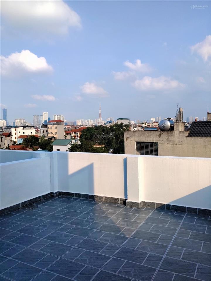 Chính chủ bán nhà ngõ 67/90 cầu cốc 43m2, 6 tầng, thang máy ô tô vào nhà, kinh doanh nhỏ.