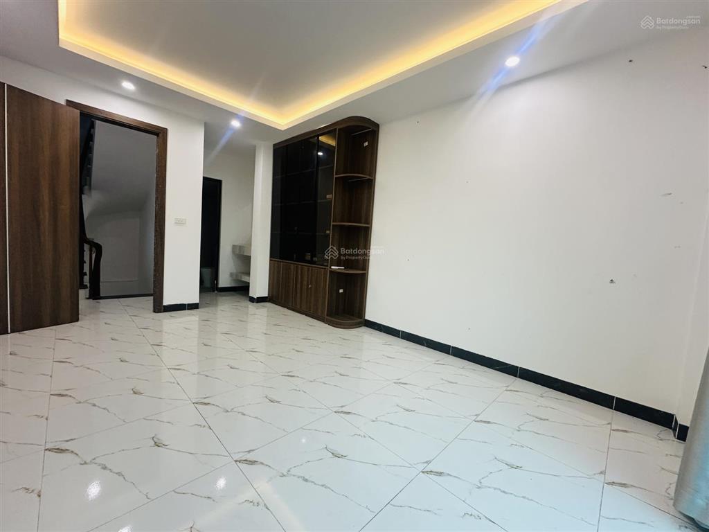 Cc cho thuê nhà kinh doanh tại phường chương mỹ, giáp phường và bến xe yên nghĩa, văn phú, hà đông