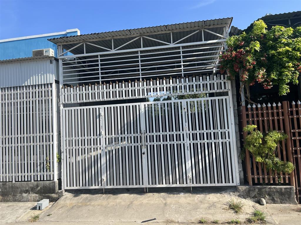 Bán gấp mảnh đất cạnh vinhomes, bến du thuyền, phân khu 3 cách sân bay 5 phút đi xe
