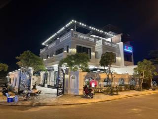 Bán căn góc biệt thự đơn lập mới xây hiện đại, góc 2 mặt tiền đường 18mét, mỹ gia nha trang