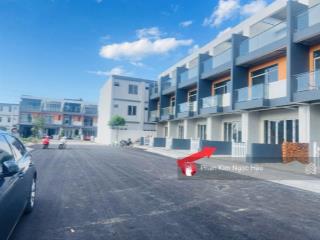 Bán nhanh căn nhà thô 3 tầng mỹ gia gói 8, kvg the capella giá cực rẻ chỉ 5,85 tỷ.