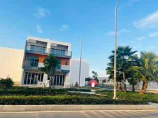 Bán căn nhà 3 tầng gói 8 mỹ gia (the capella) view công viên giá chỉ 7,4 tỷ (tặng nội thất 200 tr)