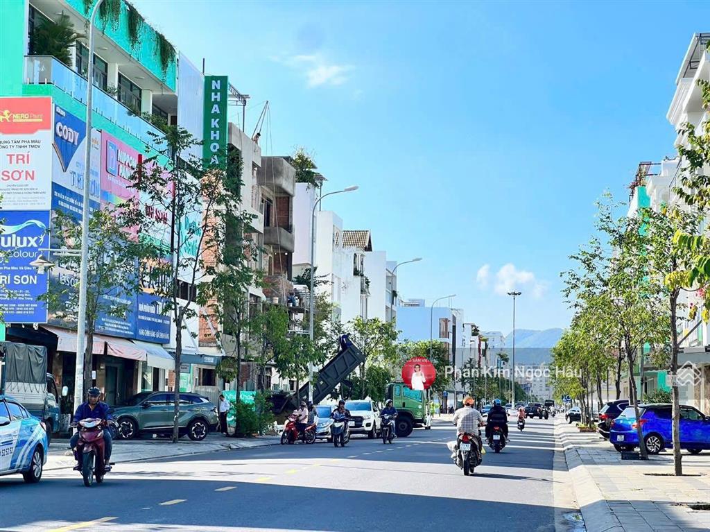Bán nhanh lô đất nền đường thích quảng đức khu đô thị lê hồng phong 2 nha trang giá chỉ 105 triệu/m