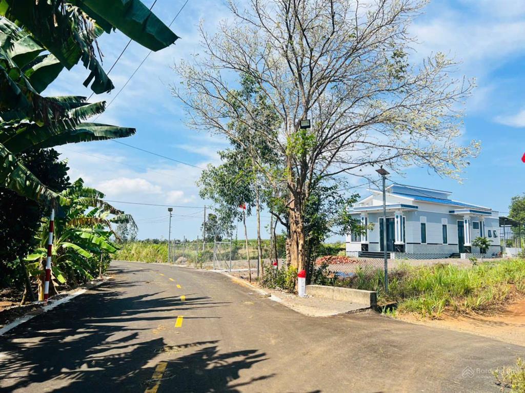Hạ giá  bán nhanh 461m2 đất vườn xã đất đỏ  tp hcm  cạnh đường chuẩn bị mở rộng ra 2 m