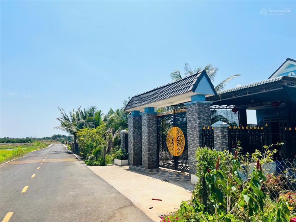 Hạ giá  bán nhanh 461m2 đất vườn xã đất đỏ  tp hcm  cạnh đường chuẩn bị mở rộng ra 2 m