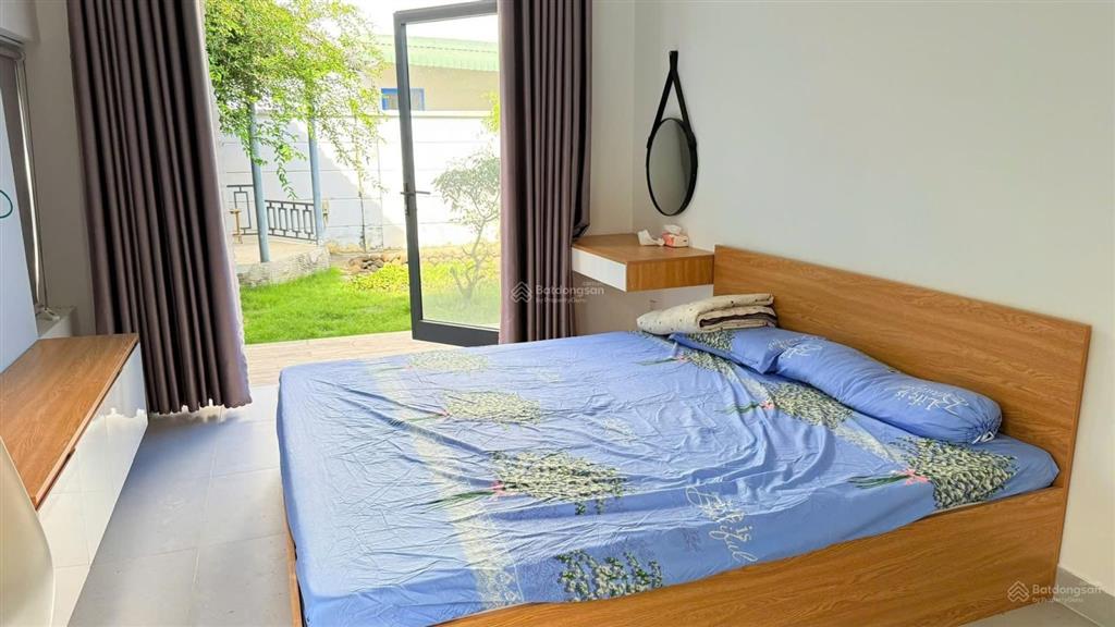 Bán nhà vườn hồ bơi  gần biển phước hải mặt tiền đường nguyễn huệ xách vali về ở ngay