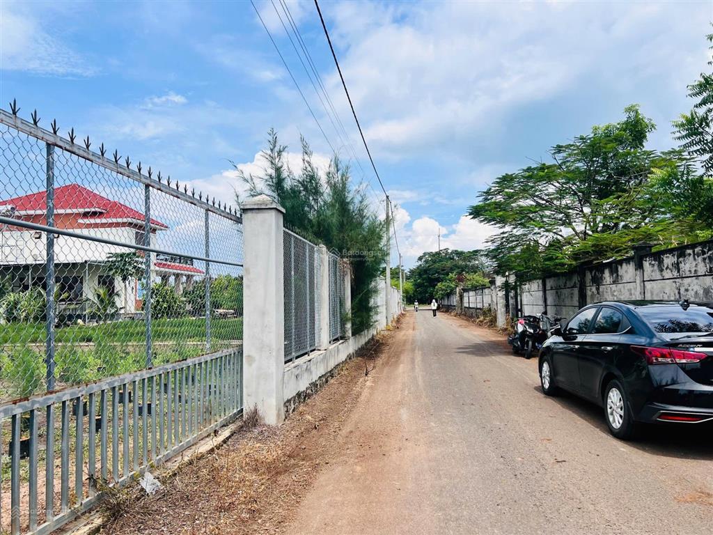 Bán đất lộc an gần biển hồ tràm 10p nhanh tay ạ