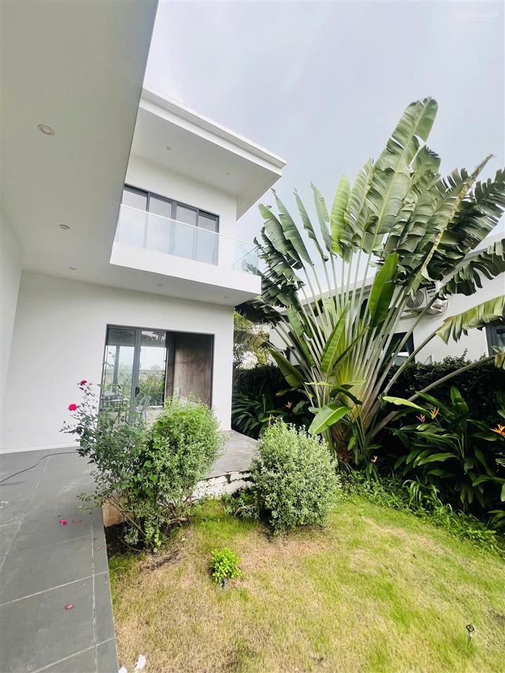 Bán căn thô villa 1 trệt 1 lầu mt nguyễn huệ  đất đỏ  tp hcm