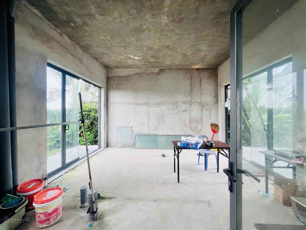 Bán căn thô villa 1 trệt 1 lầu mt nguyễn huệ  đất đỏ  tp hcm