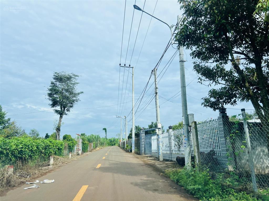 Hàng hiếm  lên mảnh vườn 1000m2 ngay trung tâm xã đất đỏ  tp hcm cách chợ chỉ 1km