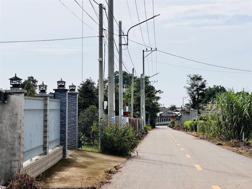 Hàng hiếm  lên mảnh vườn 1000m2 ngay trung tâm xã đất đỏ  tp hcm cách chợ chỉ 1km