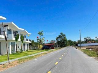 Còn lô này giá tốt nhanh tay ạ  trục chính vào khu biệt thự phan gia xã phước hải  tp hcm cách b