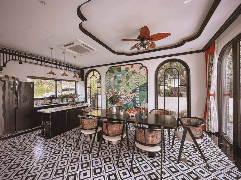 Chính chủ bán gấp nhà mặt đường thọ tháp, quận cầu giấy diện tích 200m2, 4 tầng mt 14m giá rẻ 95 tỷ