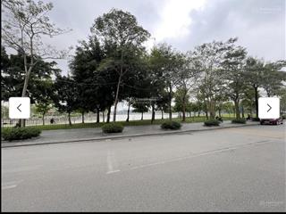 Cần bán gấp biệt thự view hồ điều hoà tp giao lưu dt 242m2,4t,mt 14m,2 mặt đường giá 115 tỷ có tl