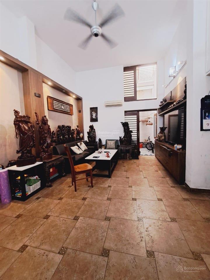 Hàng độc mặt phố hàng ngang hoàn kiếm 200m mt 4.8m full thổ cư thửa đẹp chỉ 143.9 tỷ