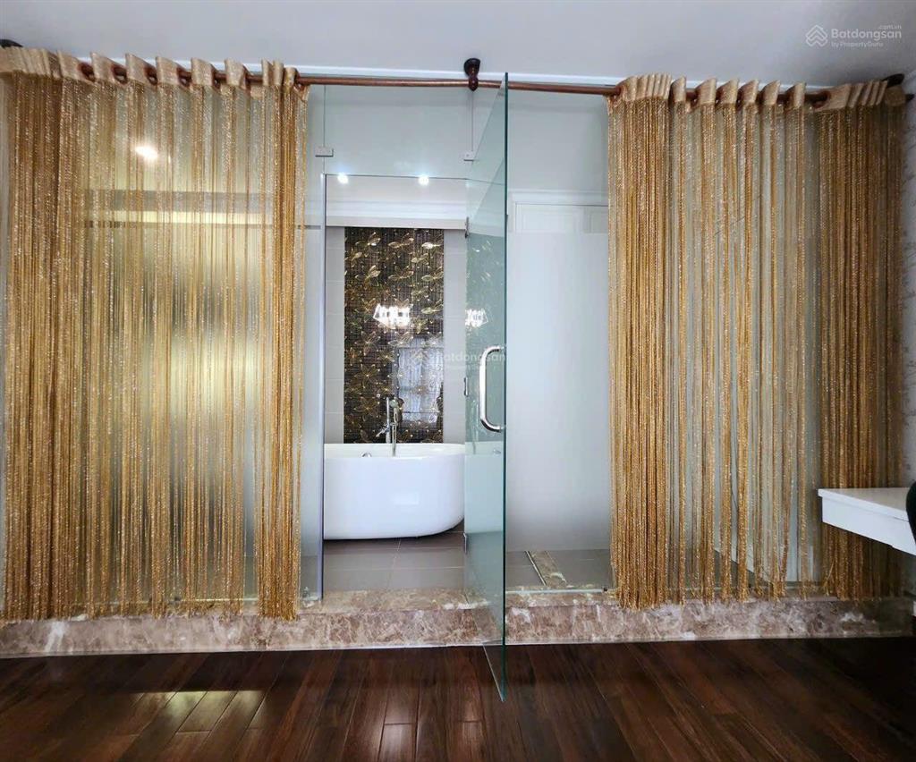 Bán gấp căn hộ 3pn, 2wc, 143m2 tại masteri thảo điền, 17 tỷ vnd.  0938 799 *** liêm