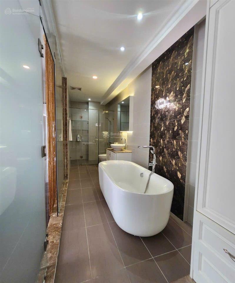 Bán gấp căn hộ 3pn, 2wc, 143m2 tại masteri thảo điền, 17 tỷ vnd.  0938 799 *** liêm