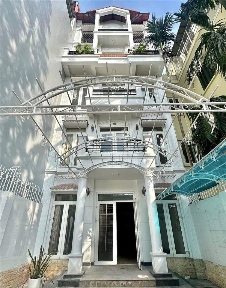 Cho thuê nhà riêng 6pn, 4wc, 150m2, giá siêu hời tại âu cơ, tứ liên, tây hồ, hà nội