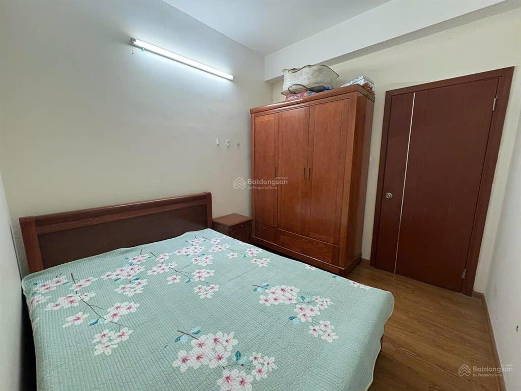 Chính chủ bán căn hộ chung cư ct36 định công sổ đỏ 54m2 thông thuỷ