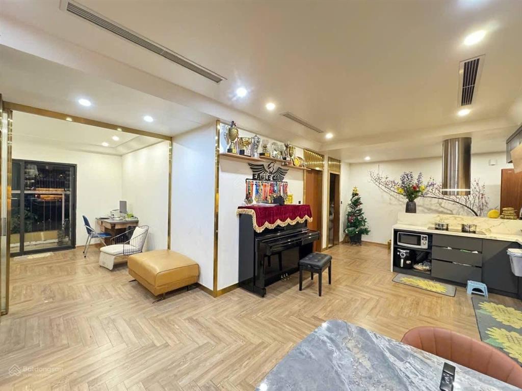 Chính chủ bán căn hộ chung cư hateco yên sở, sổ đỏ lâu dài 107m2 thông thuỷ