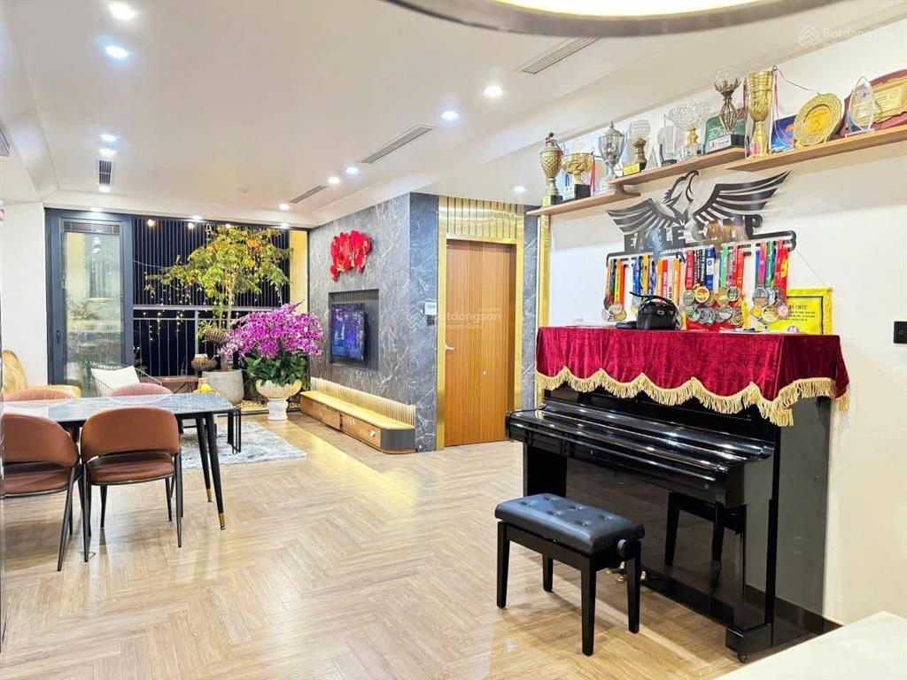 Chính chủ bán căn hộ chung cư hateco yên sở, sổ đỏ lâu dài 107m2 thông thuỷ