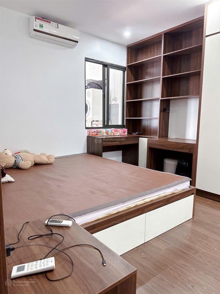 Bán căn hộ 3 phòng ngủ chung cư rainbow linh đàm sổ đỏ 90m2