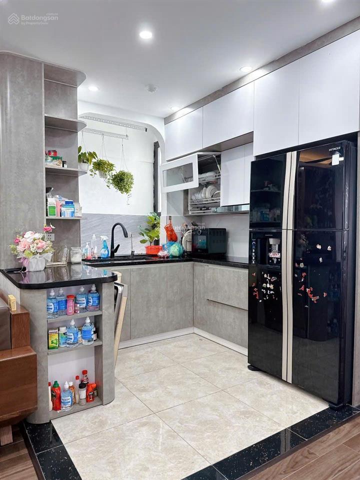 Bán căn hộ 3 phòng ngủ chung cư rainbow linh đàm sổ đỏ 90m2