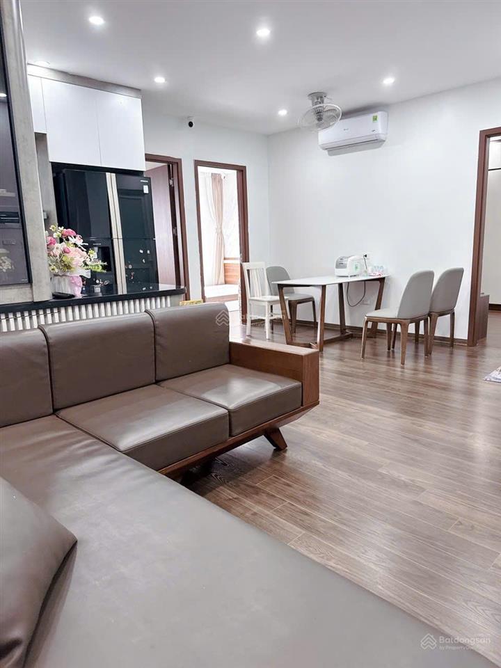 Bán căn hộ 3 phòng ngủ chung cư rainbow linh đàm sổ đỏ 90m2