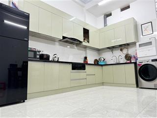 Bán nhà đường 8m 1/ dương quảng hàm p5 dt4,5x25 2 lầu 4pn, giá  12,5 tỷ tl ,   0909 957 ***