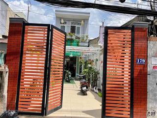 Bán nhà mt đường số 2, p16, dt 4,2x28m, 1 lầu, giá 8tỷ9,  0909 957 ***