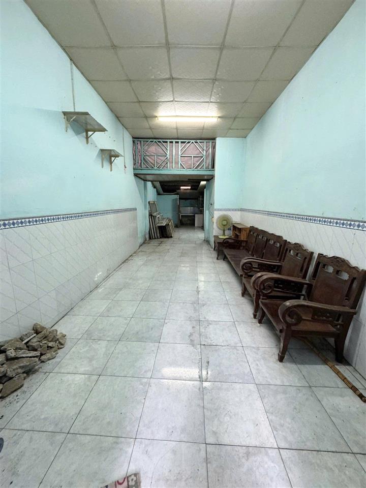 Nhà 39m2 hẻm 1619 Phạm Thế Hiển P6Q8, Giá : 3.2 Tỷ (T/L)