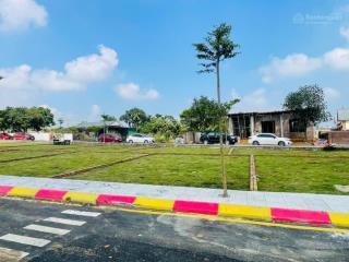 Gấp.bán lô đất tại xã phú cát giá chỉ 20 triệu/m2 sát đường quốc lộ 21 và tổ hợp y tế trung ương