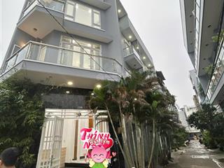 5,38 tỷ  4 tầng đúc btctcăn góc 2 mặt hẻm đường mễ cốc p15 q8 (sau chợ vạn nguyên) shr hoàn công