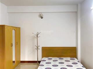 9,5tr/tháng cc nguyễn thị tần p2 q8  62m2 2pn 2 ban công có sẵn nt , cạnh chợ rạch ông