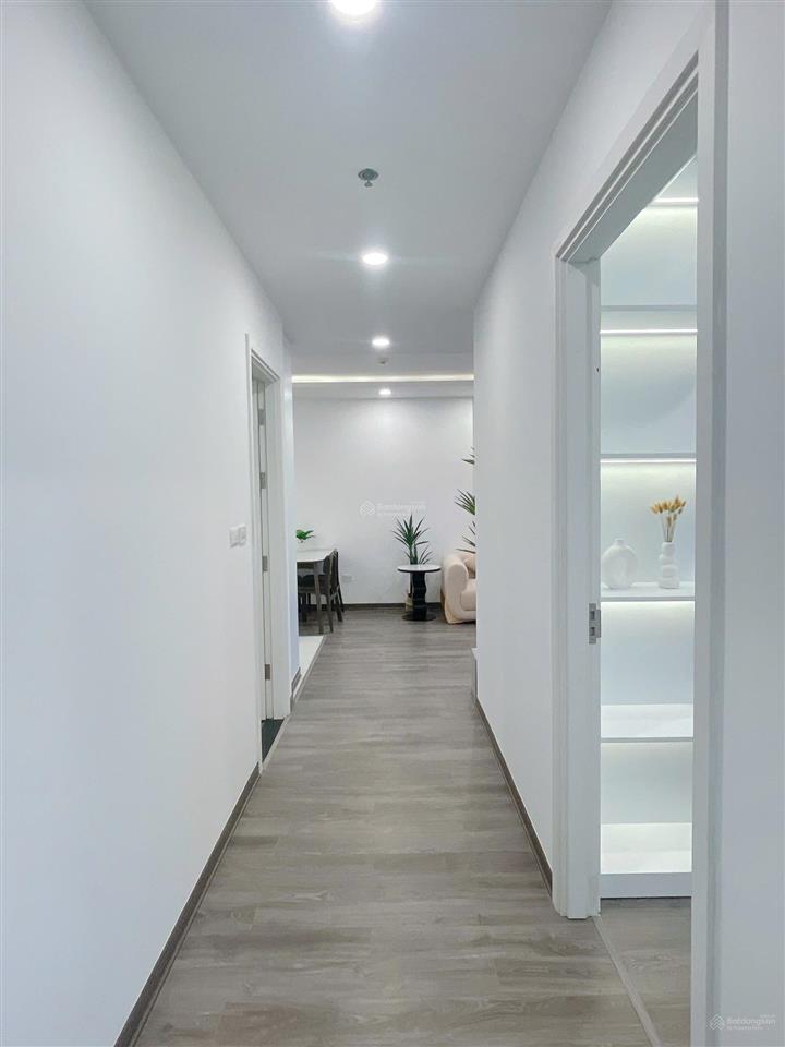 Bán căn hộ 2pn, 67m2 tại eco green city, 5,3 tỷ giá tốt